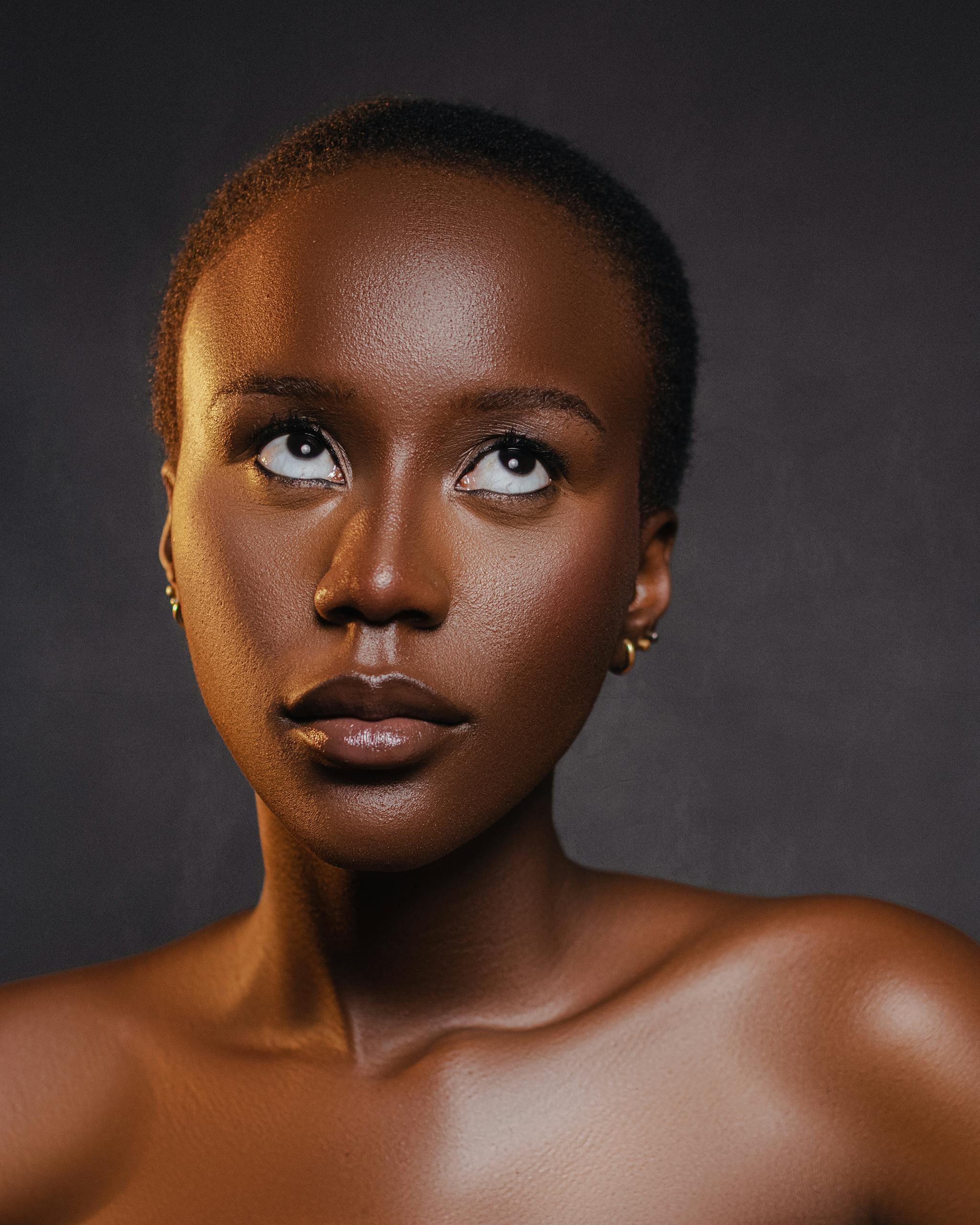 热播榜作品海报：人物特写